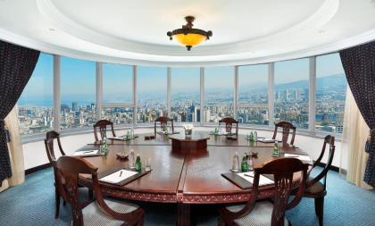 Hilton Beirut Habtoor Grand Hotel - image 8