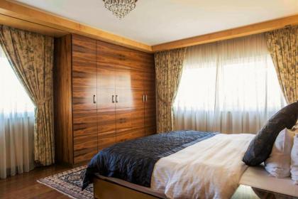 Lahoya Suites - image 2