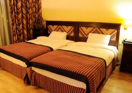 Warwick Palm Beach Hotel - image 2
