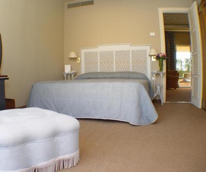 Warwick Palm Beach Hotel - image 20