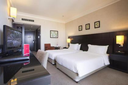 Ramada Plaza Beirut Raouche - image 18