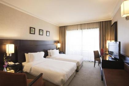 Ramada Plaza Beirut Raouche - image 19