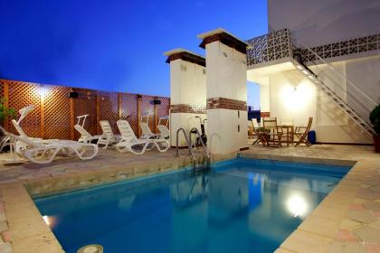 The Mayflower Hotel - image 2