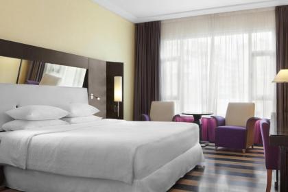 Four Points By Sheraton Le Verdun - image 6