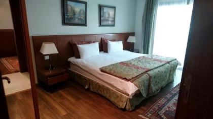 King Suites Hotel - image 17