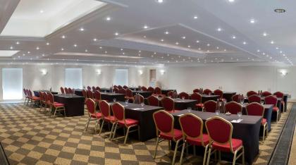 Radisson Blu Martinez Hotel Beirut - image 11