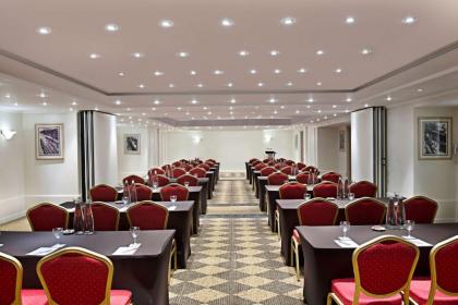 Radisson Blu Martinez Hotel Beirut - image 14