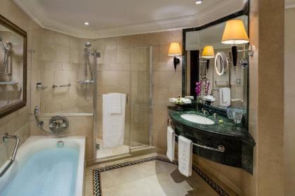 InterContinental Phoenicia Beirut - image 6