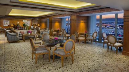 InterContinental Phoenicia Beirut - image 8