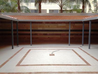 Embassy Hotel - image 11