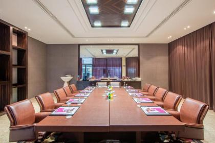 Crowne Plaza Hamra Beirut - image 17