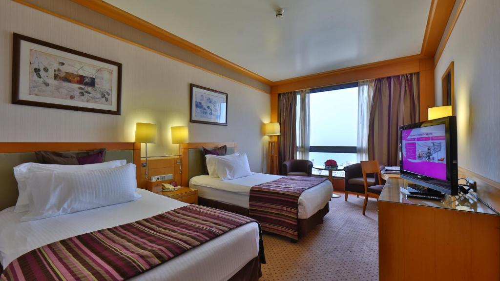 Crowne Plaza Hamra Beirut - image 4