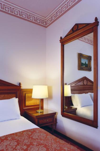 Serenada Golden Palace - Boutique Hotel - image 14