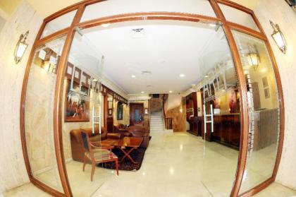 Le Marly - image 1