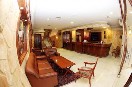 Le Marly - image 5