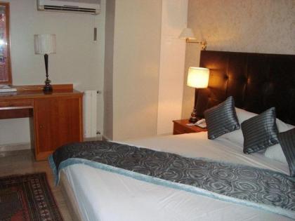 Charles Hotel - image 29