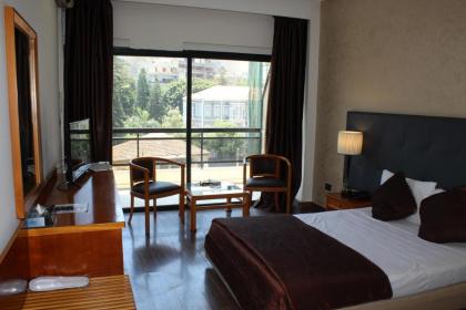 Charles Hotel - image 6