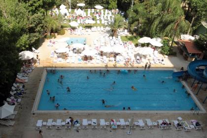 Cosmopolitan Hotel - image 3