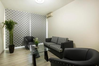 Orient Queen Homes Hotel - image 17