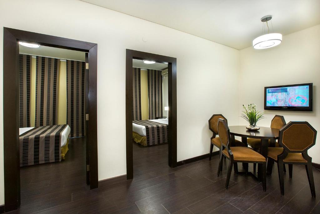 Orient Queen Homes Hotel - image 5