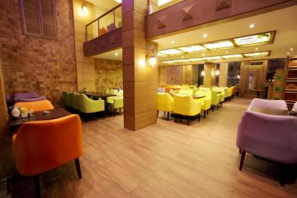 Lavender Home Hotel - image 11