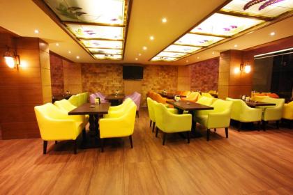 Lavender Home Hotel - image 12
