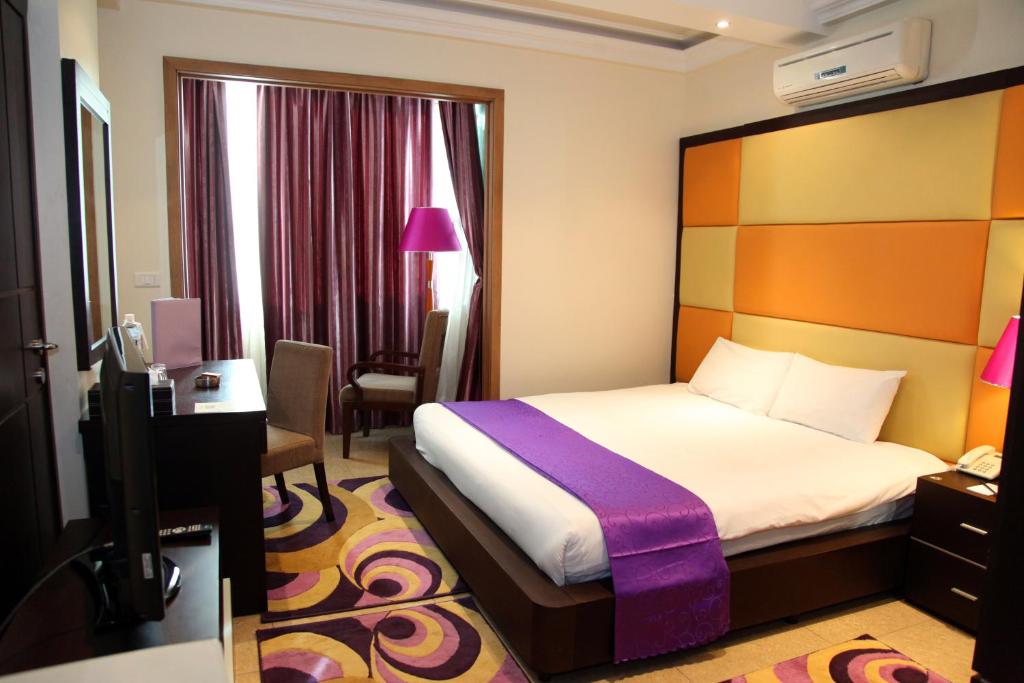 Lavender Home Hotel - image 5