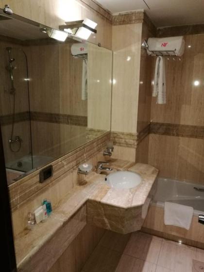 Ny Suites - image 11
