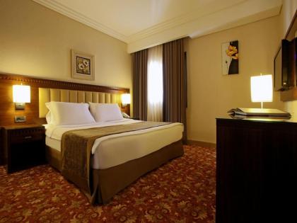 Lancaster Suites Raouche - image 12