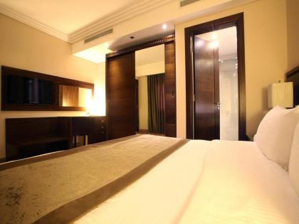 Lancaster Suites Raouche - image 15