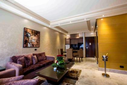 Imperial Suites Hotel - image 12