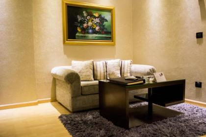 Imperial Suites Hotel - image 6