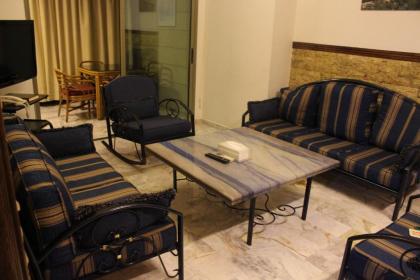 Viccini Suites - image 3