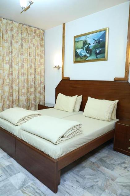 Viccini Suites - image 8