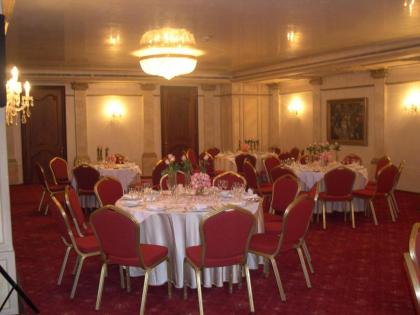 Promenade Hotel - image 24