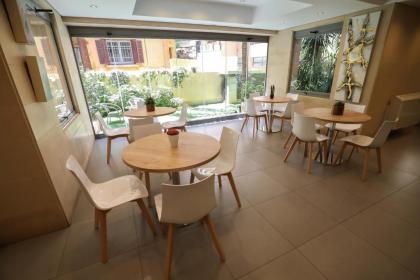 Sky Suites - image 5