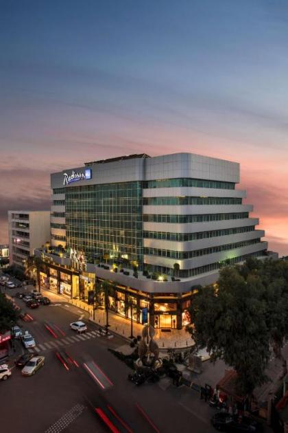 Radisson Blu Hotel Beirut Verdun - image 1