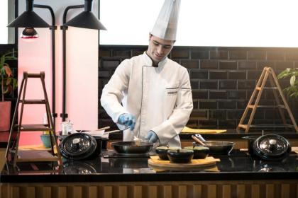 Radisson Blu Hotel Beirut Verdun - image 2