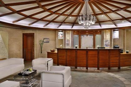 Hilton Beirut Habtoor Grand - image 15