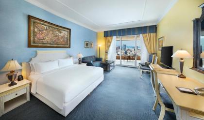Hilton Beirut Habtoor Grand - image 17