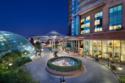 Hilton Beirut Habtoor Grand - image 4