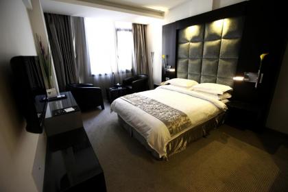 WH Hotel - image 2