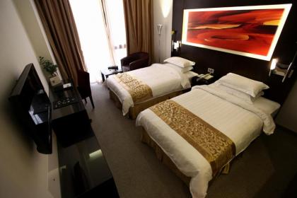 WH Hotel - image 3