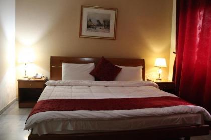 The Diplomat Hotel - image 12
