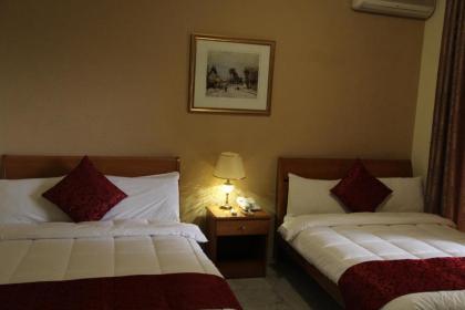 The Diplomat Hotel - image 17