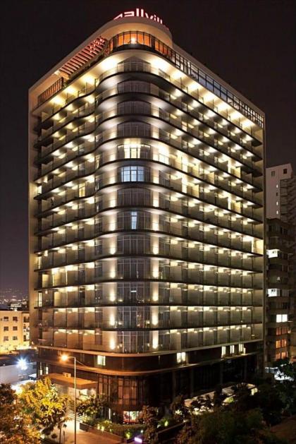 The Smallville Hotel - image 10