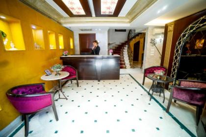 Villa Queens - image 1