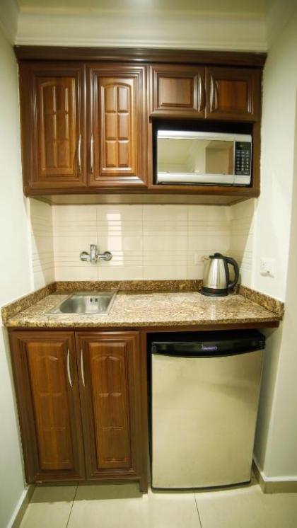 Villa Queens - image 19