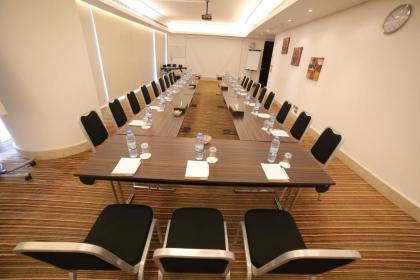 Staybridge Suites & Apartments - Beirut - image 10