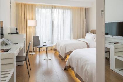 O Monot Luxury Boutique Hotel - image 5